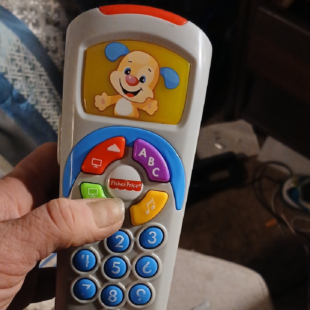 Interactive Puppy Remote and Key Set - Picture 7 of 7